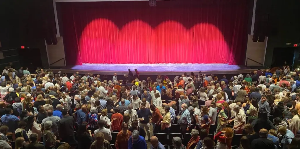 Elsa & Fred theater production 5